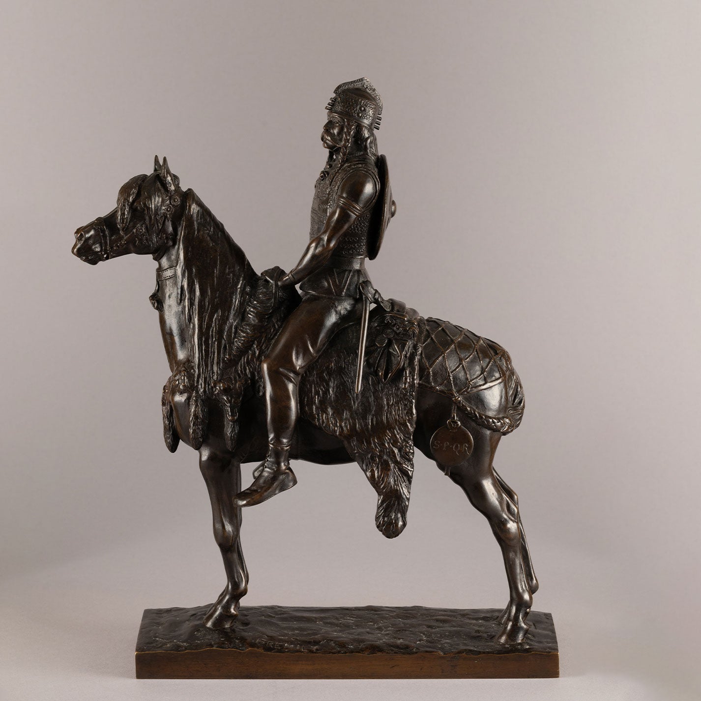 伊曼紐爾·弗雷米特(Emmanuel Fremiet,1824 年 - 1910 年)