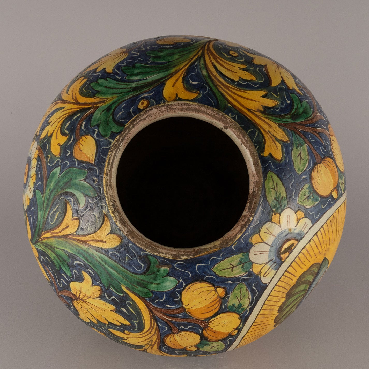 Italy, Maiolica "Vase"