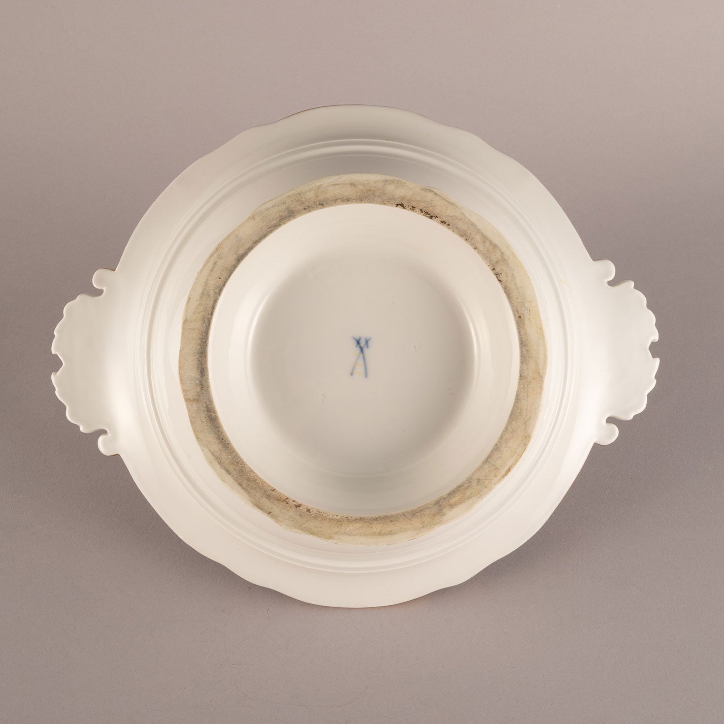 Meissen "Angels picture Tureen - Flowers"