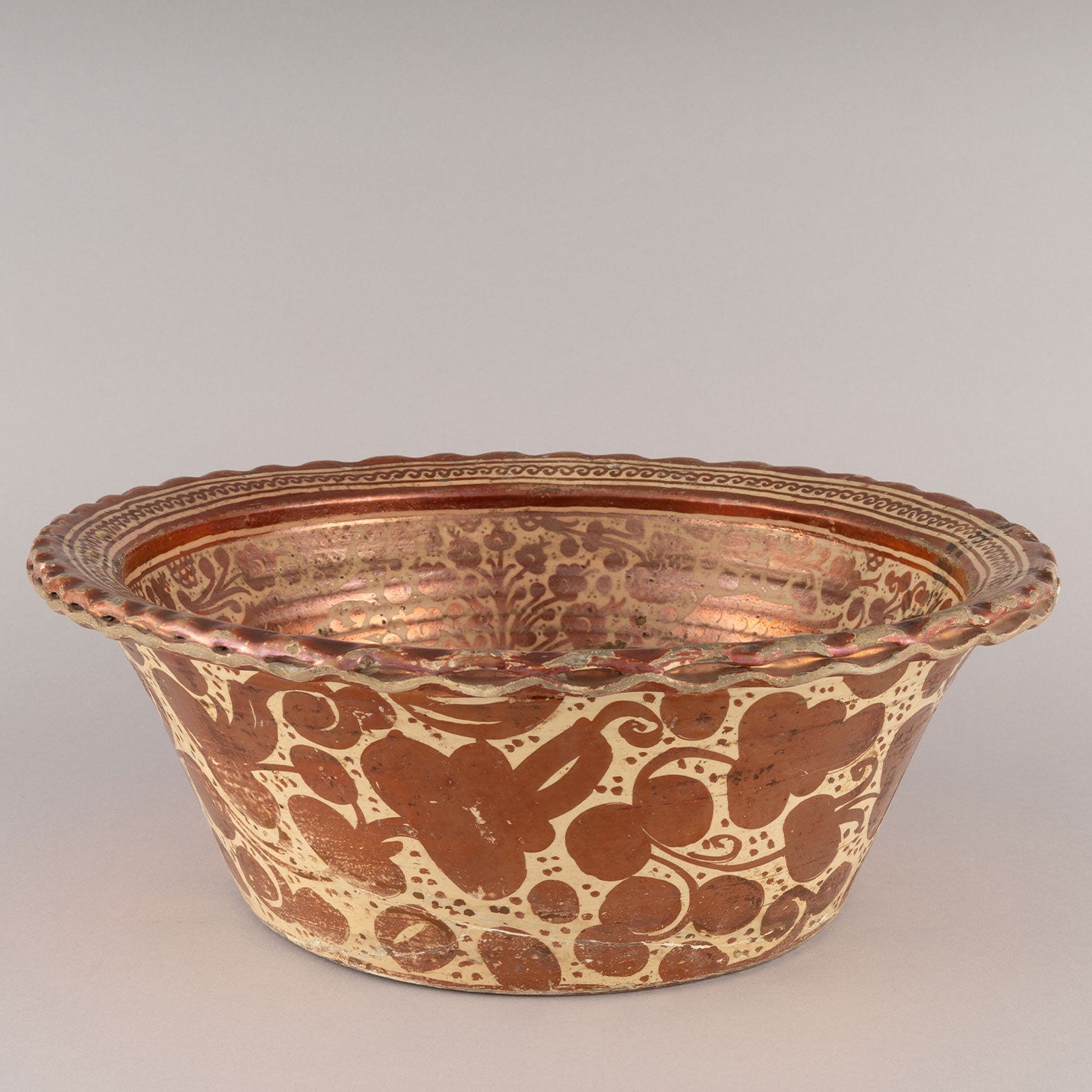 Hispano-Moresque bowl (Spanish?)