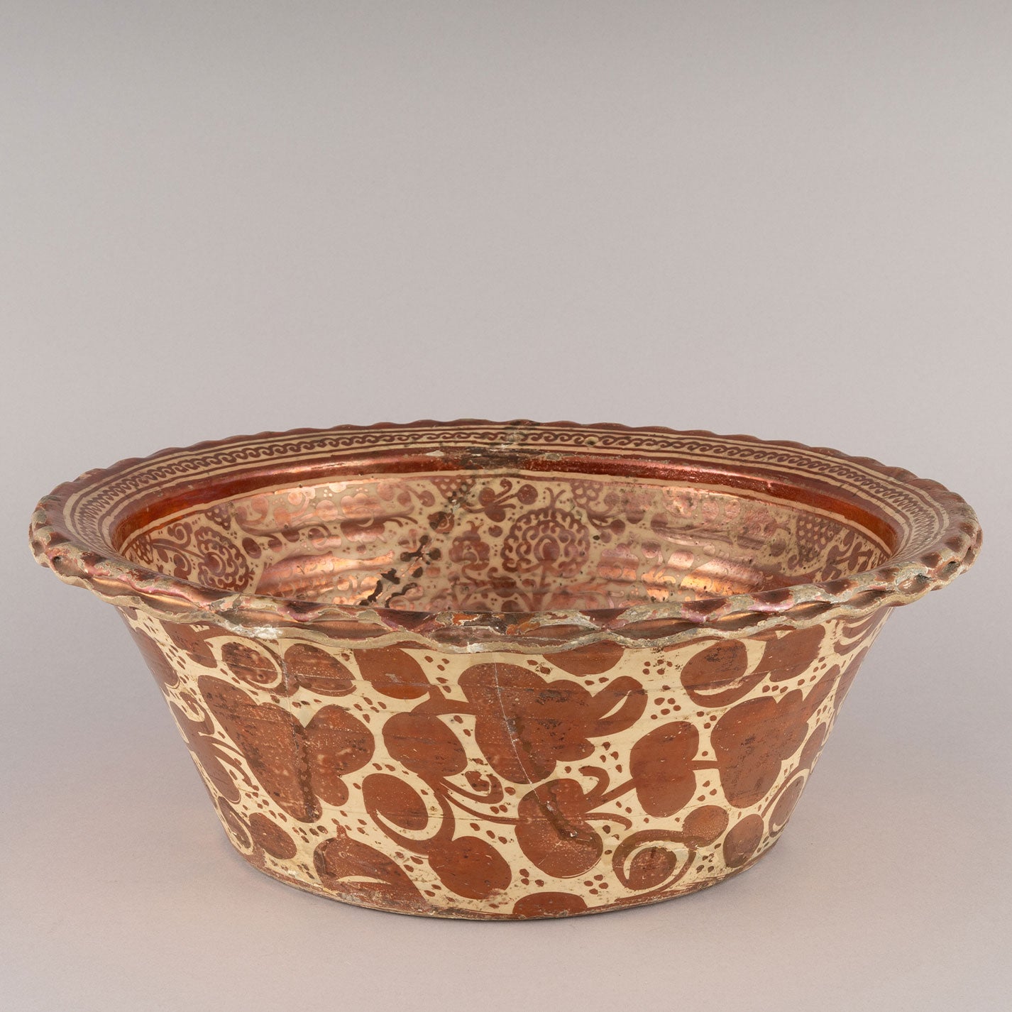 Hispano-Moresque bowl (Spanish?)