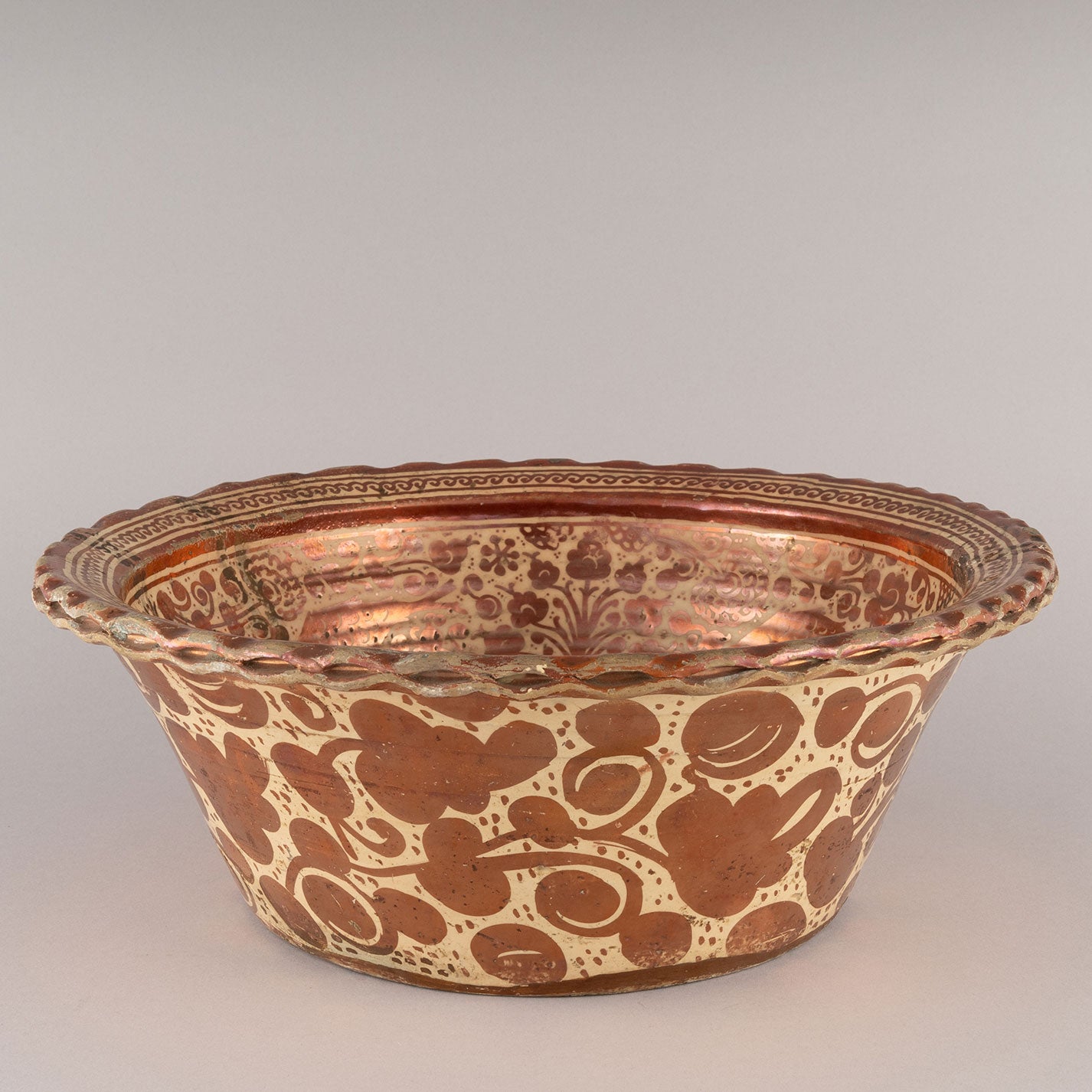 Hispano-Moresque bowl (Spanish?)