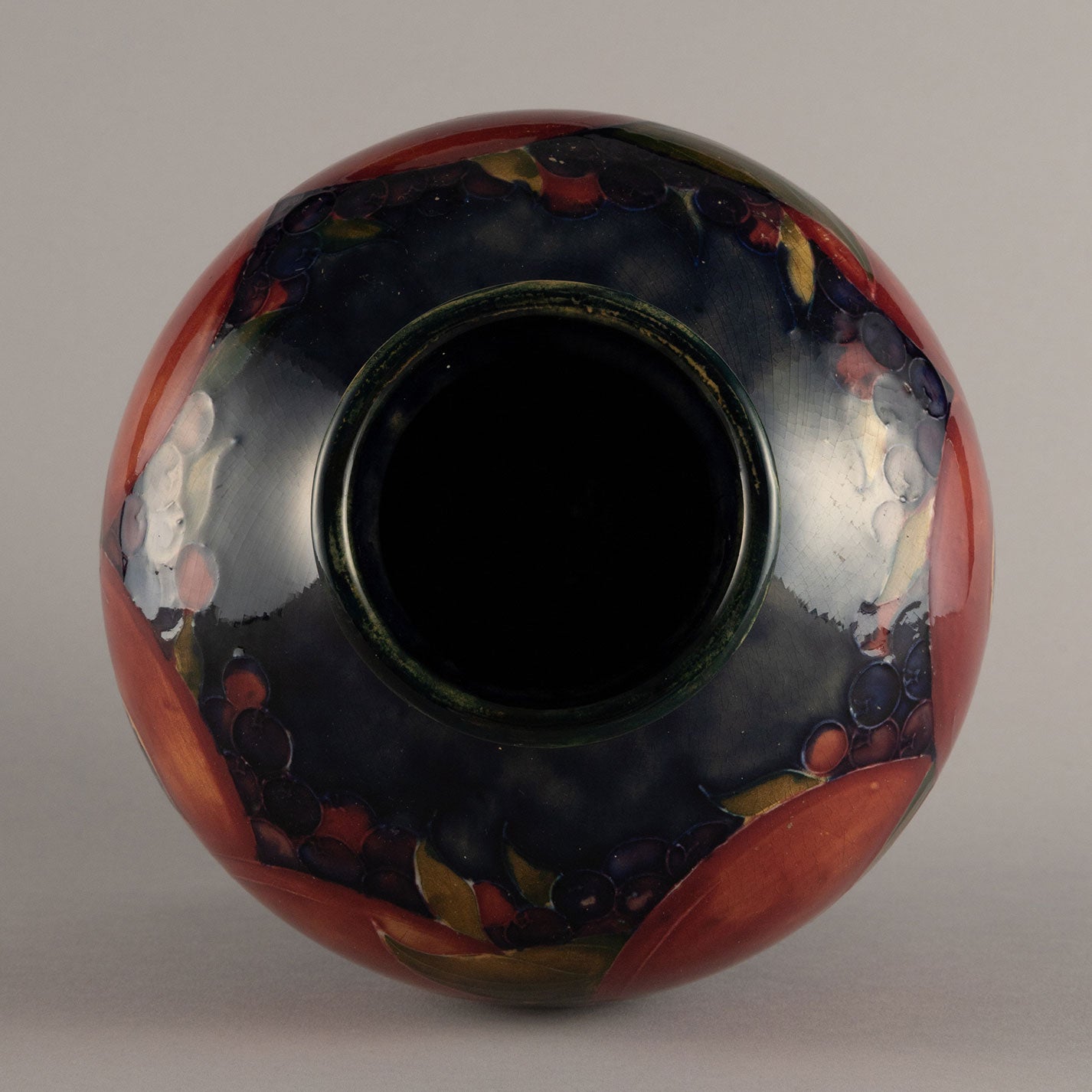 Moorcroft "Vase"