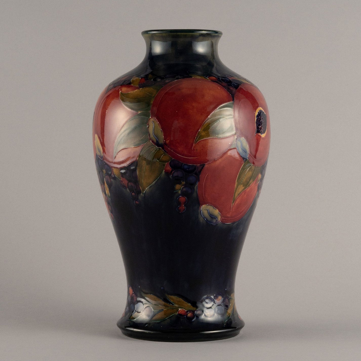 Moorcroft "Vase"