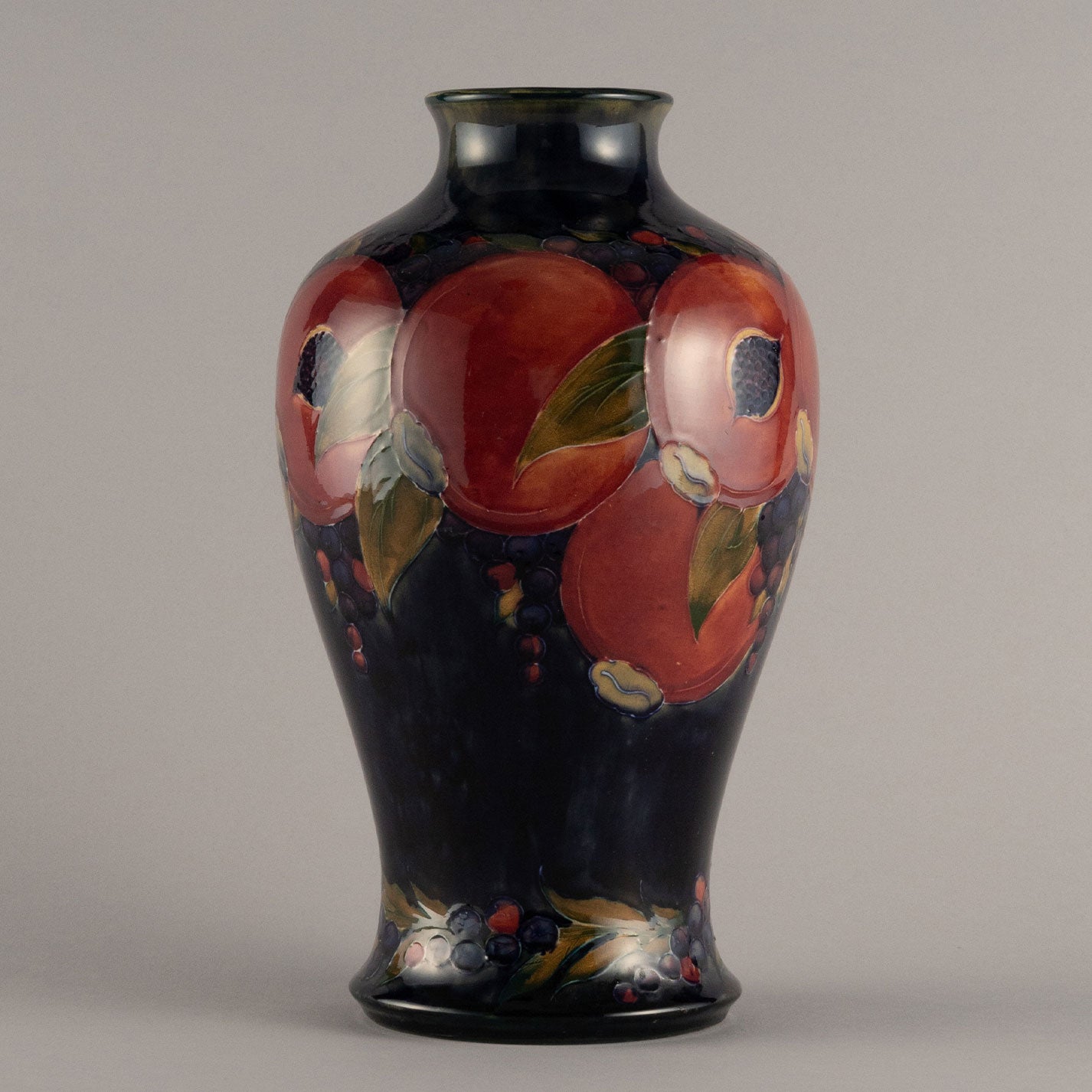 Moorcroft "Vase"