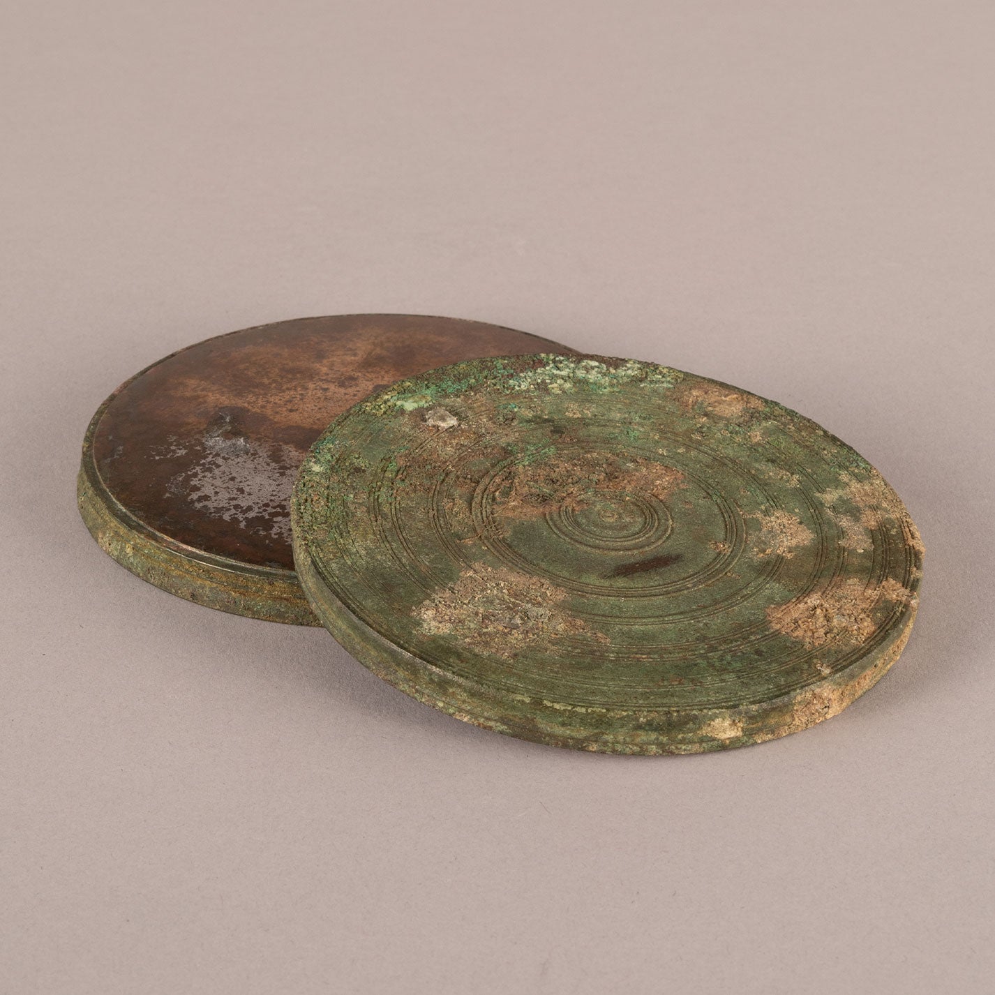 Roma "Bronze mirror"