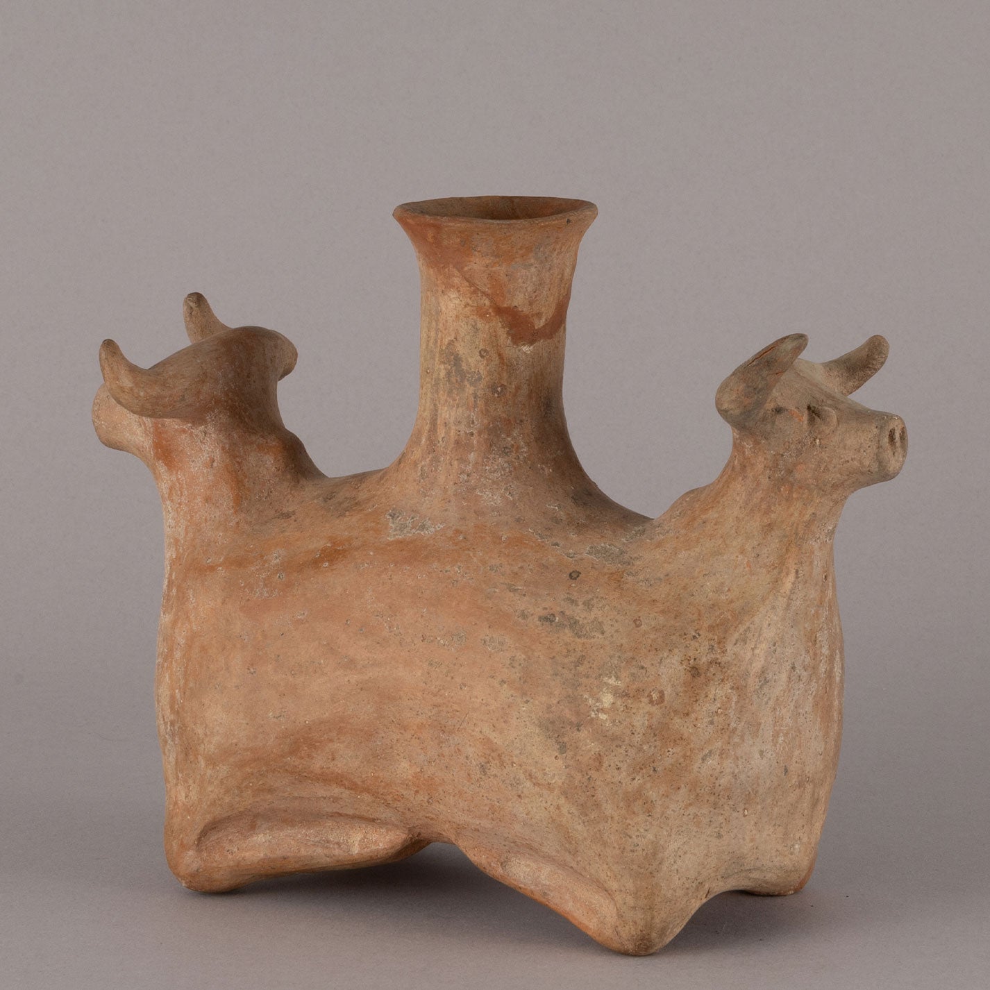 Ardabil BC. 8th〜7th "Rhyton"