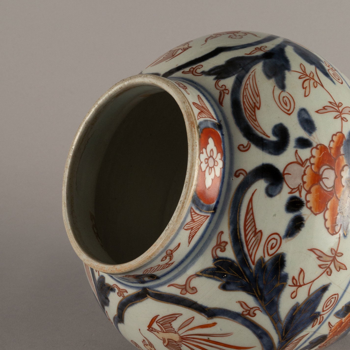 古伊万里染錦花鳥文壺