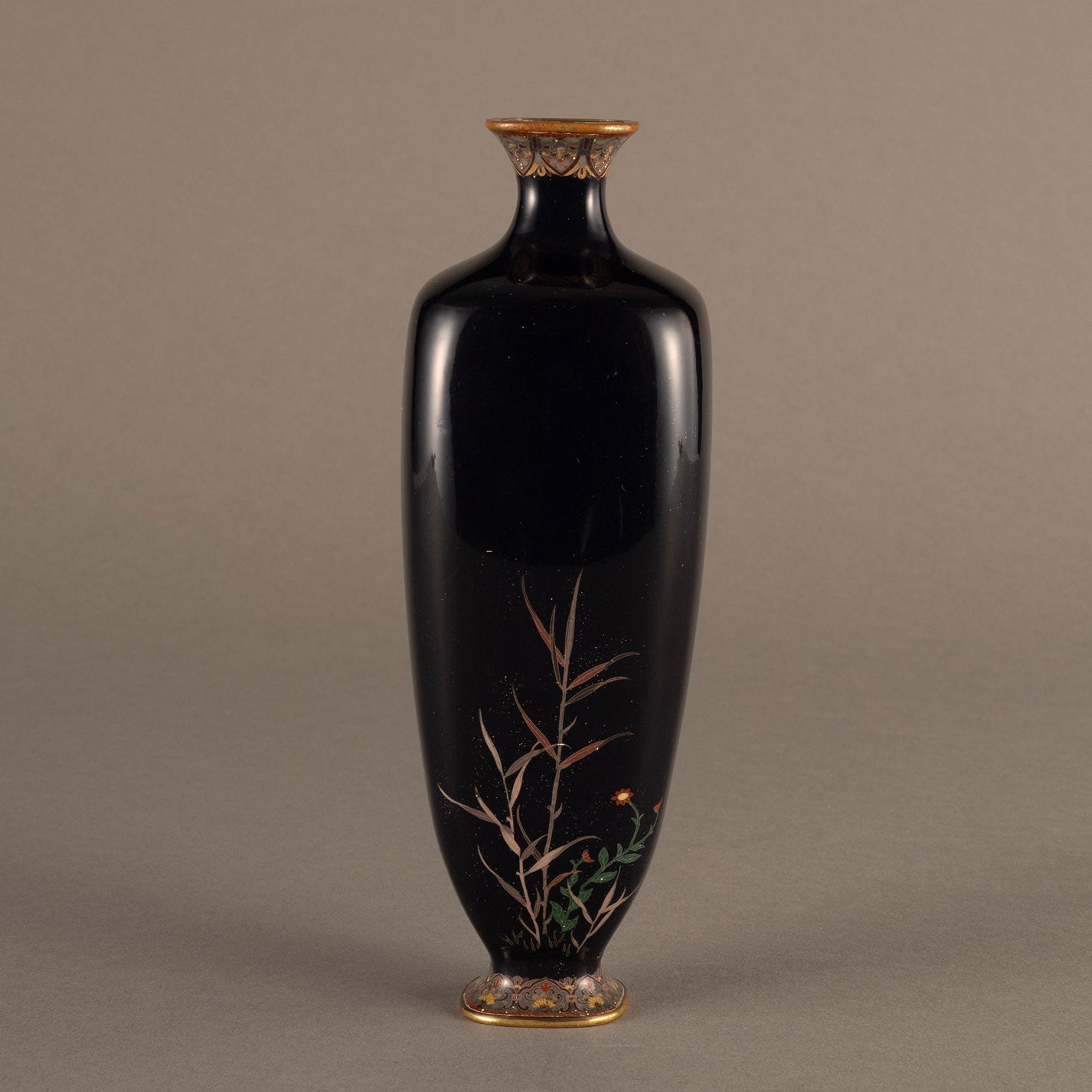Enamel reed Flowers and crane vase
