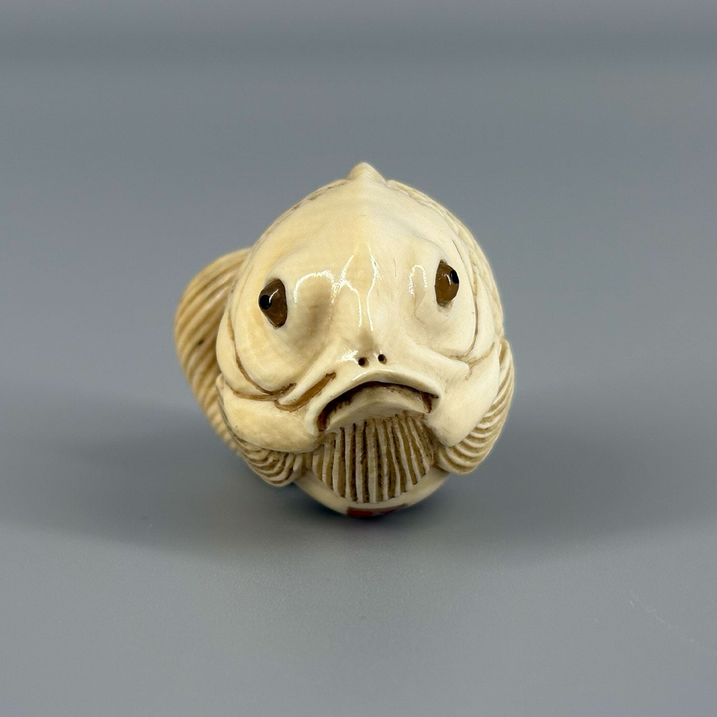 象牙根付魚
