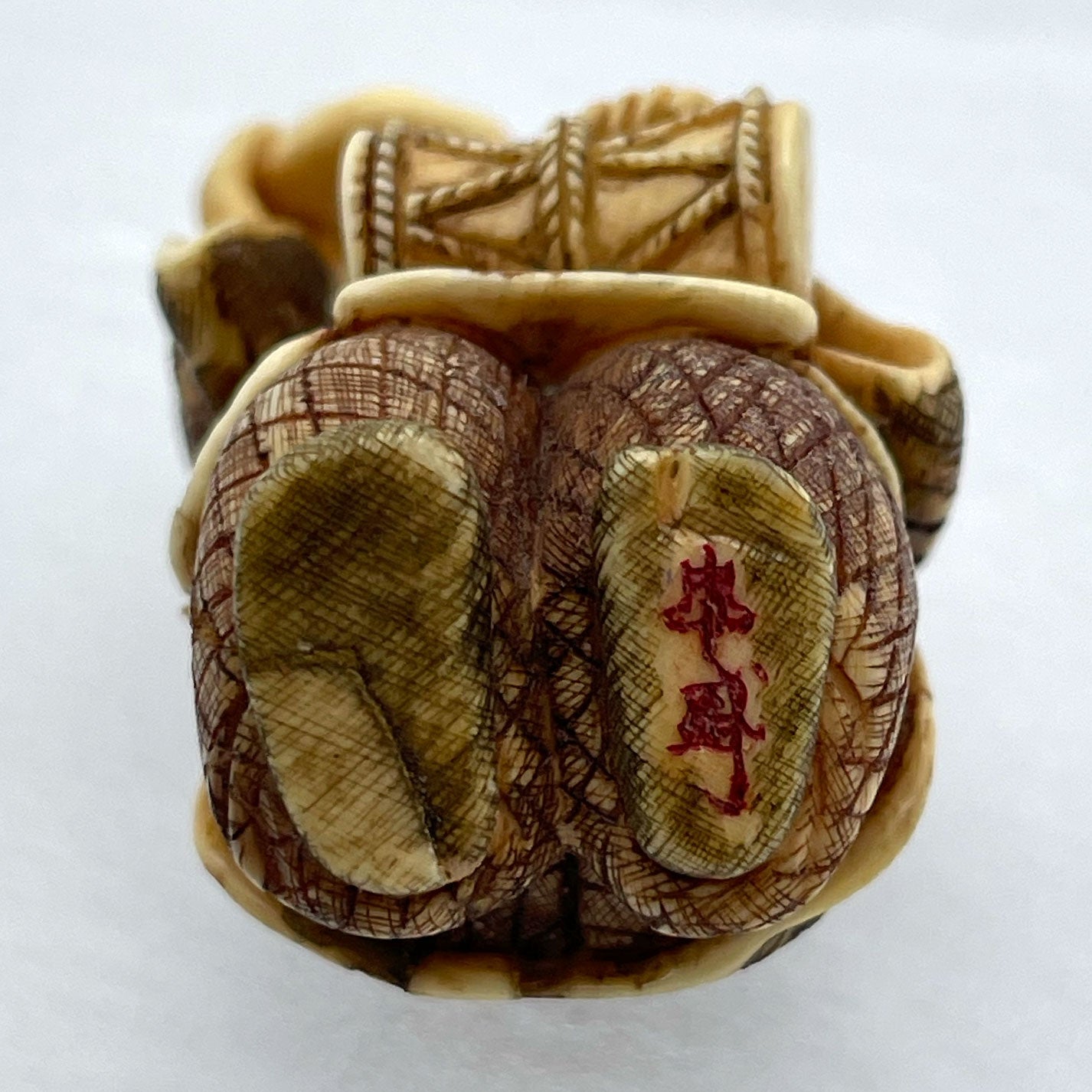 Ivory Netsuke Performer