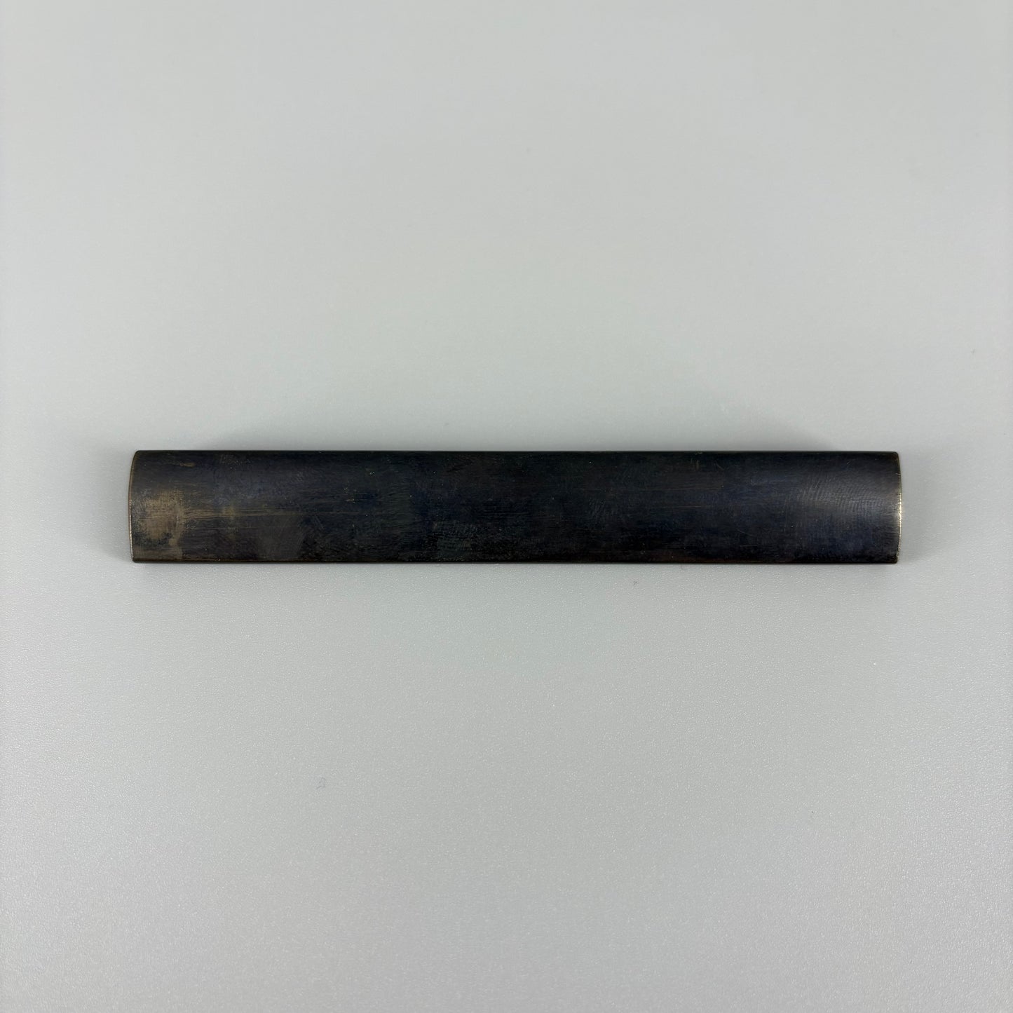 Bird and insect motif sword fittings