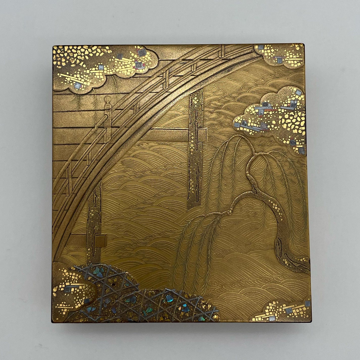 蒔絵橋柳川図香箱 ( 銀縁 )