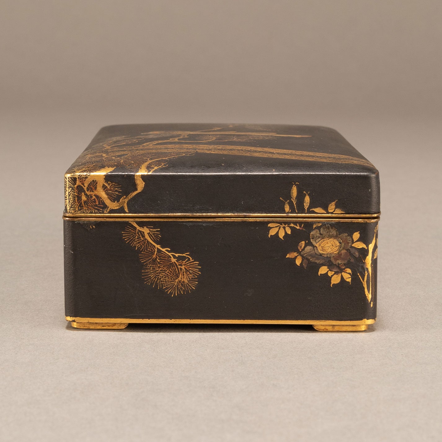 Small box with gold inlay and old pine and pheasant design