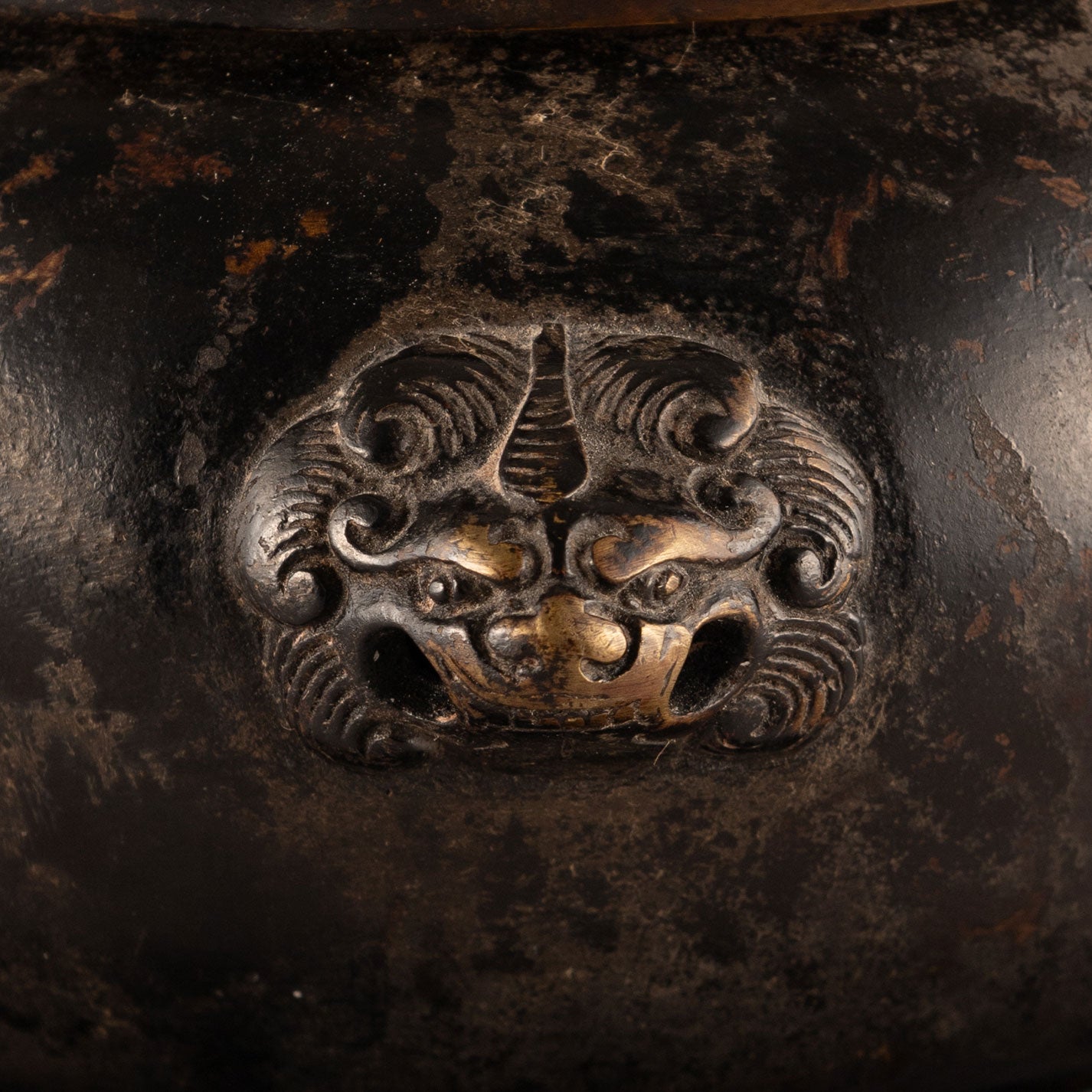 Bronze cast lion ear incense burner