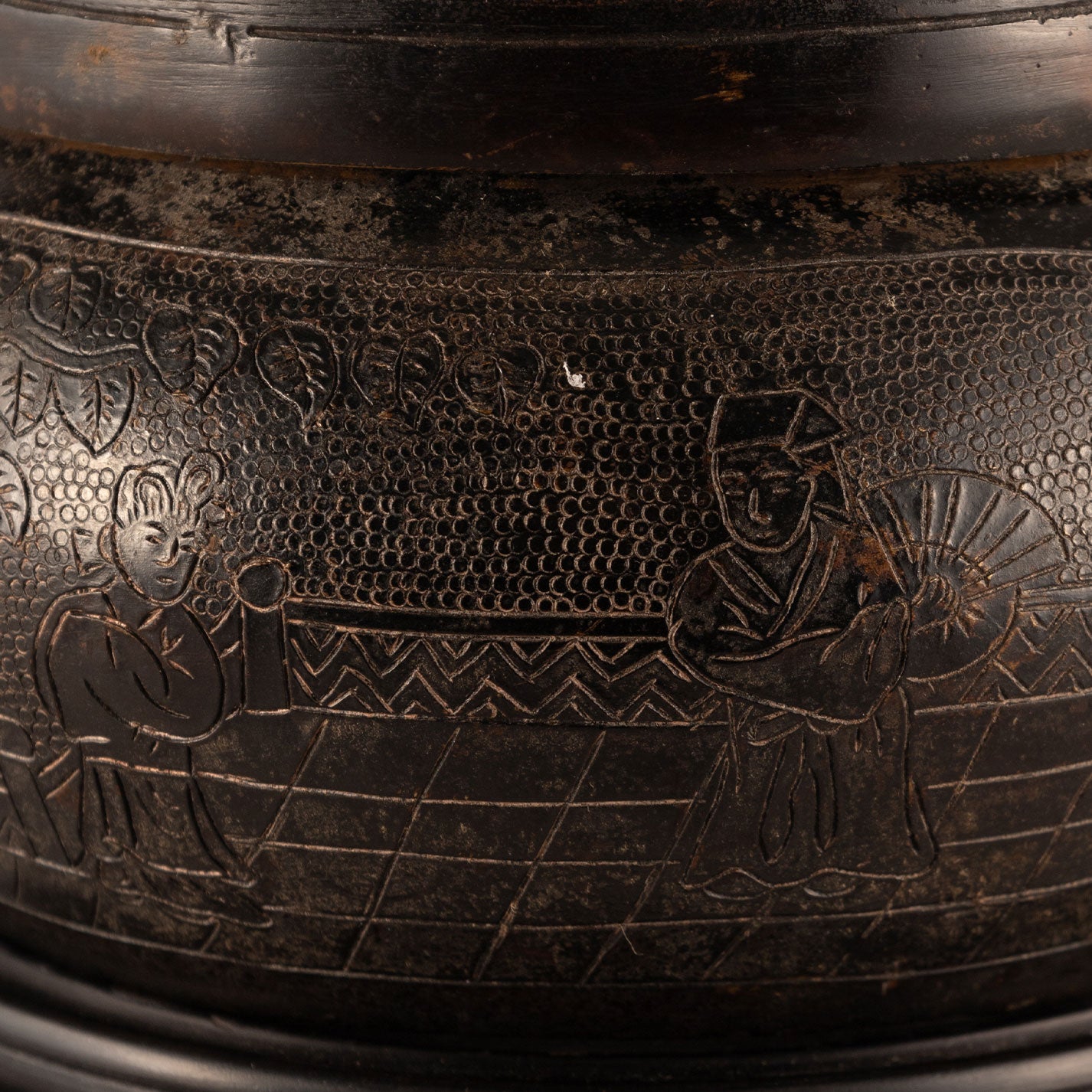 Bronze cast lion ear incense burner