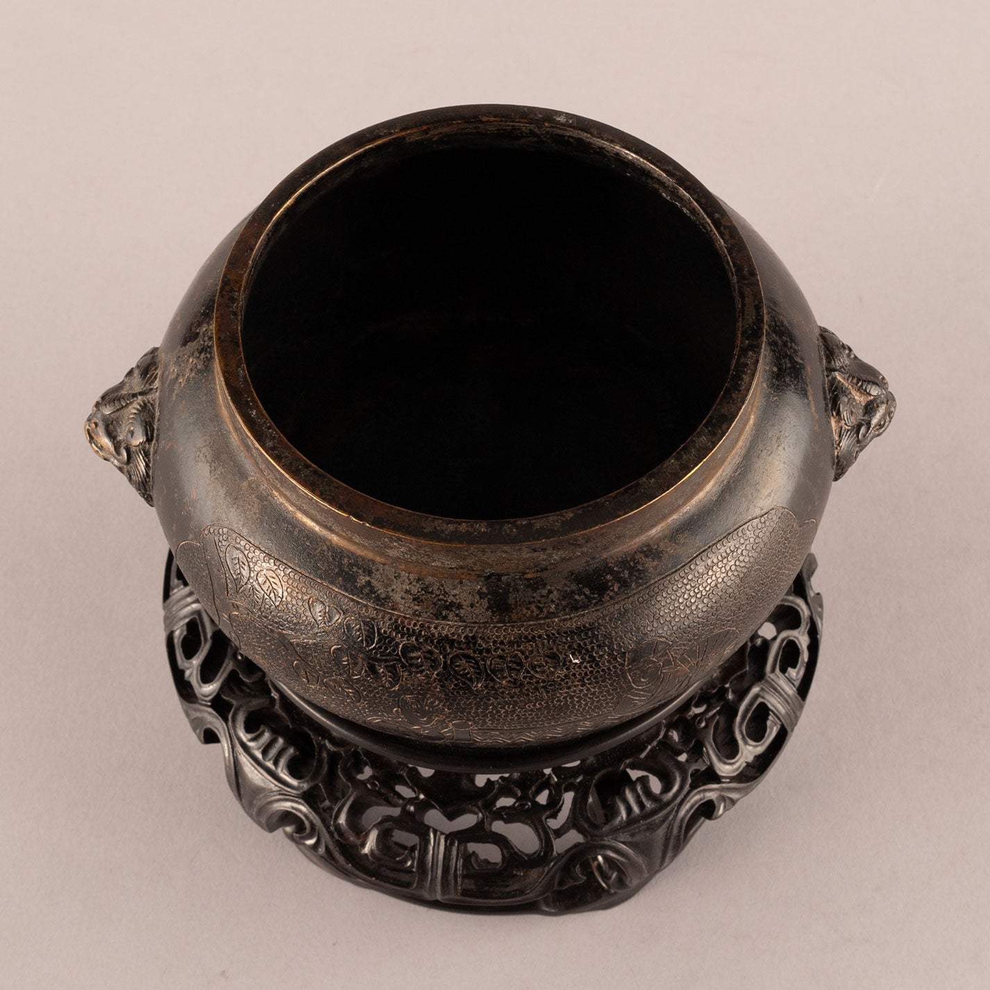 Bronze cast lion ear incense burner
