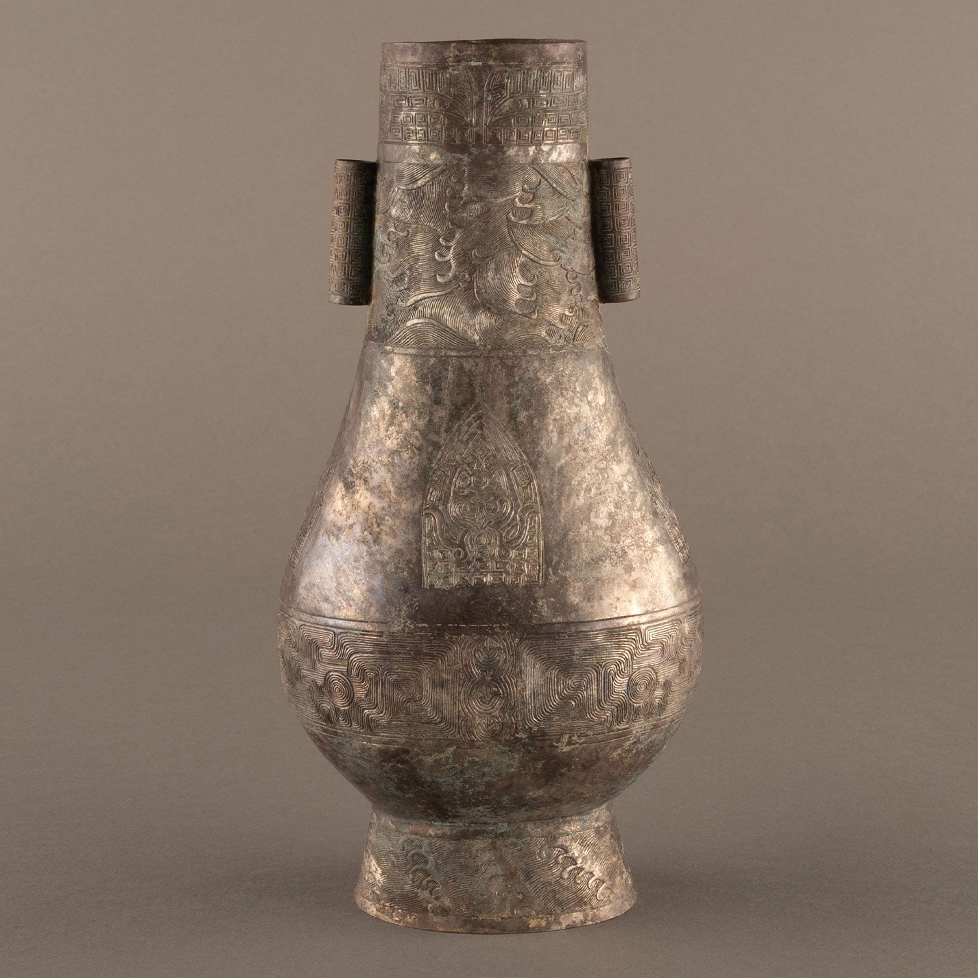 Silver Seawater Basho Ear Bottle