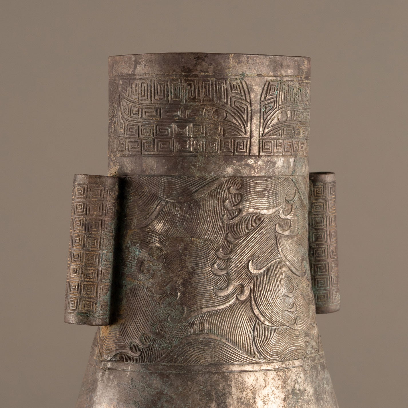Silver Seawater Basho Ear Bottle