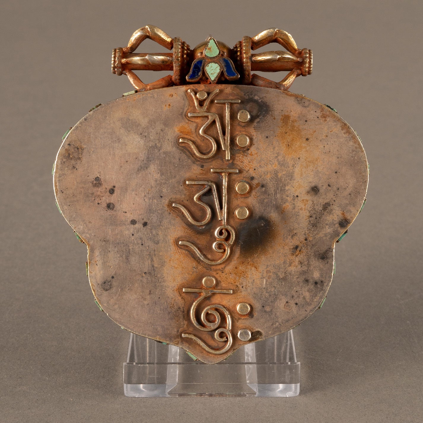 The Secret of Esoteric Buddhism, Green Pine Stone and Silver Box