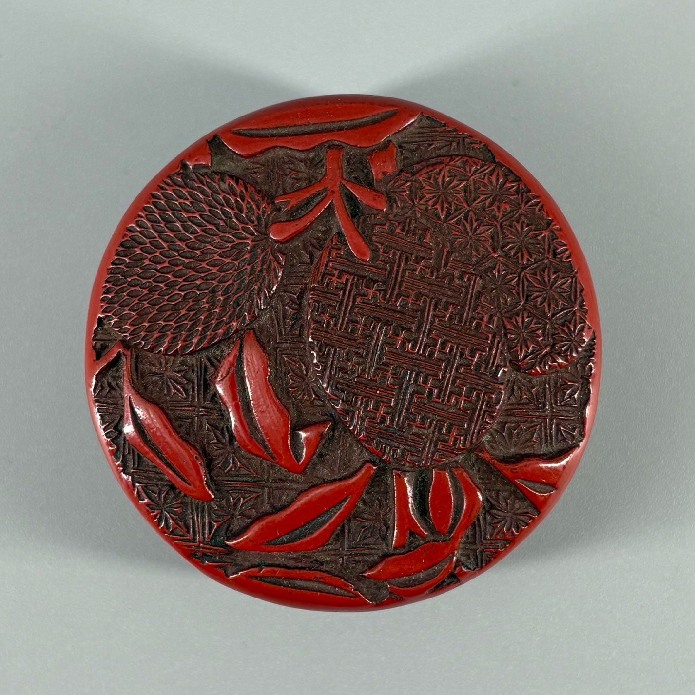 Carved red licorice leaf pattern incense box