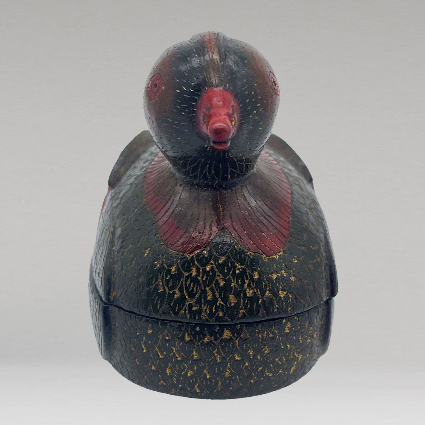 Wooden lacquered mandarin duck box with lid