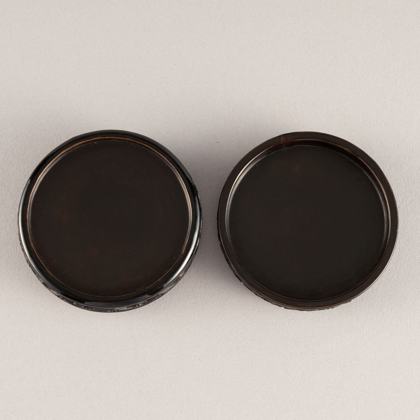 Black chestnut incense holder