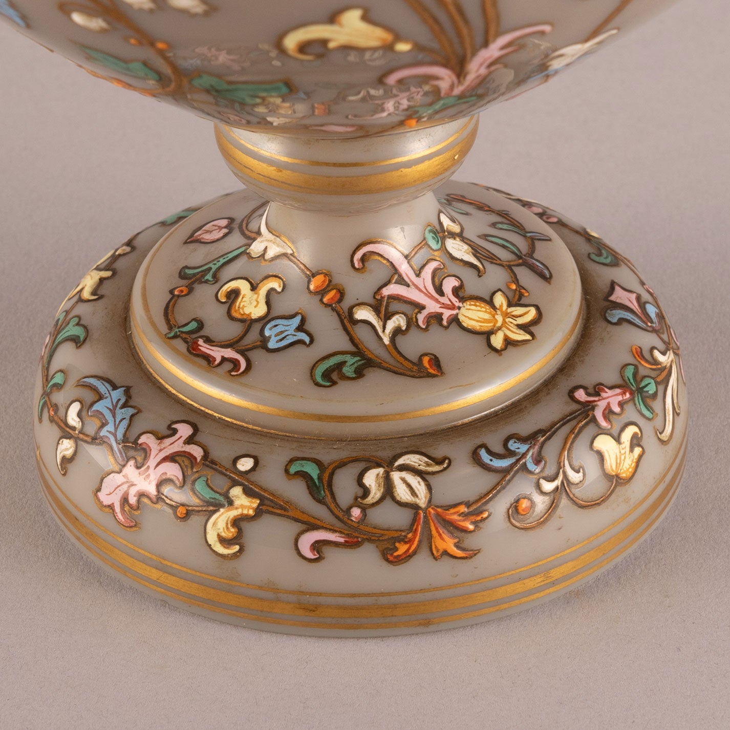 Flower and bird motif jar with lid