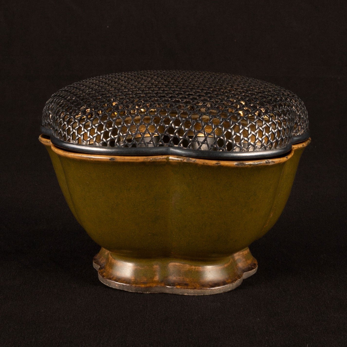 Tea leaf glazed incense burner