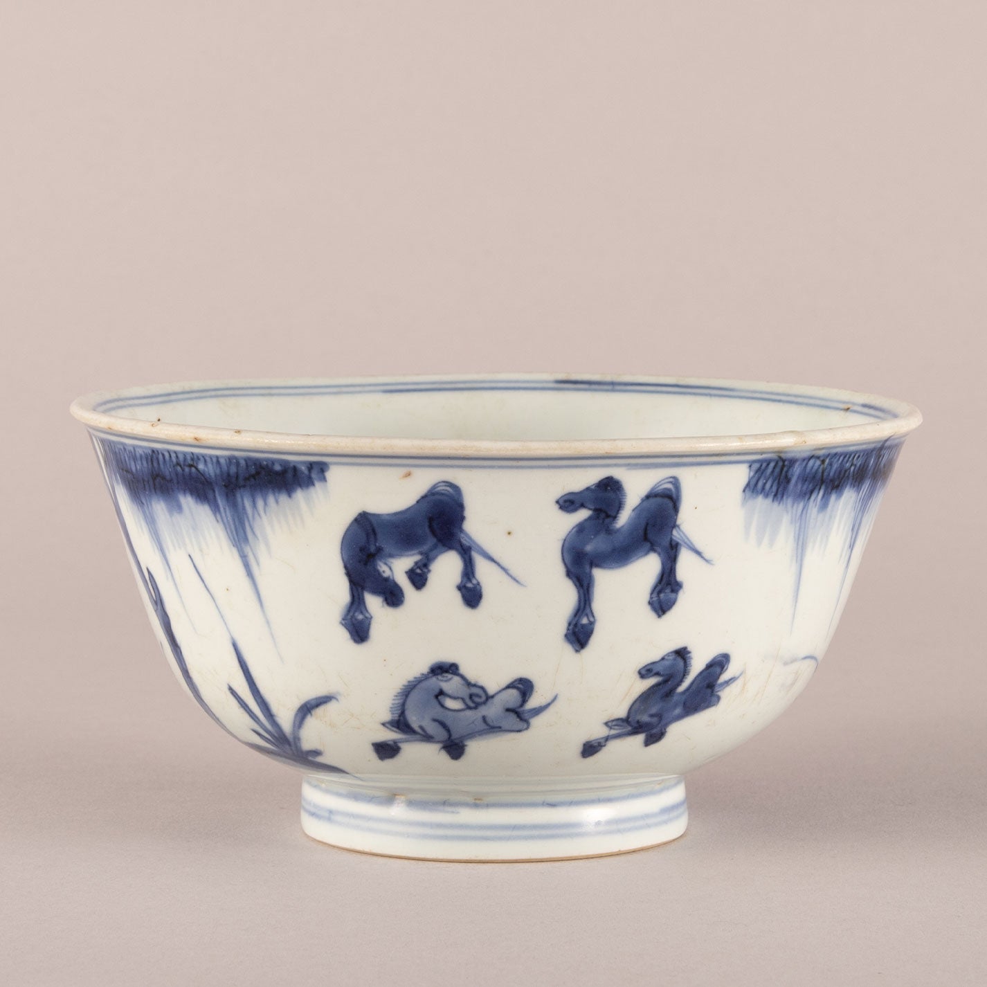 青花八駿紋鉢