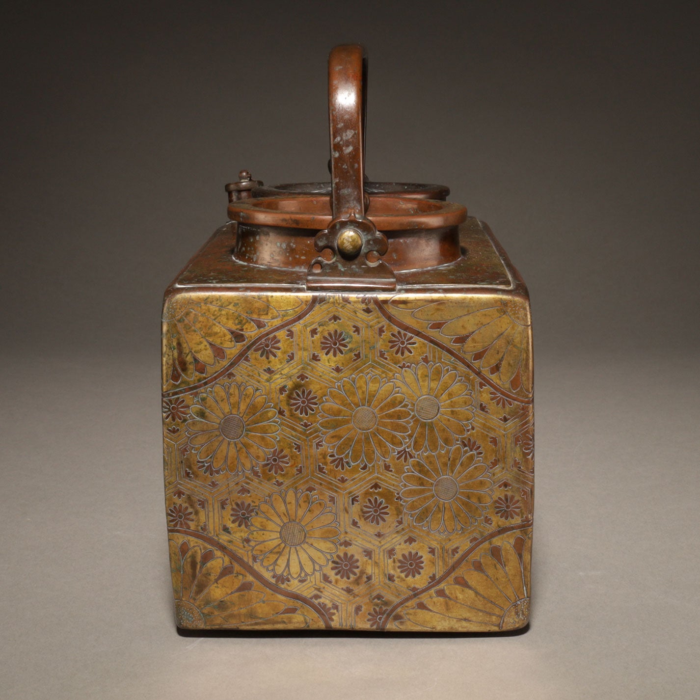 銅製鍍金野風炉