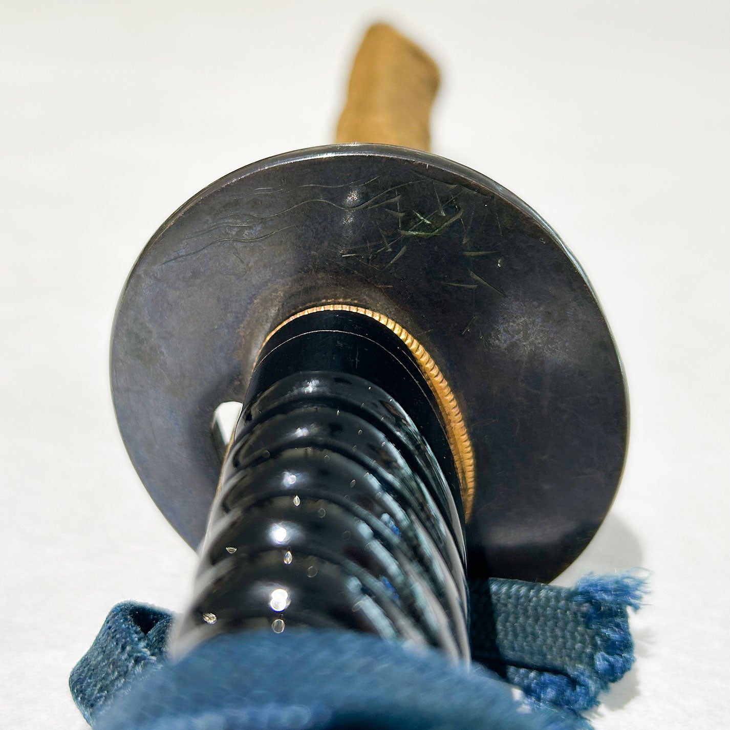 黒漆塗印籠刻腰千段刻鞘脇差拵