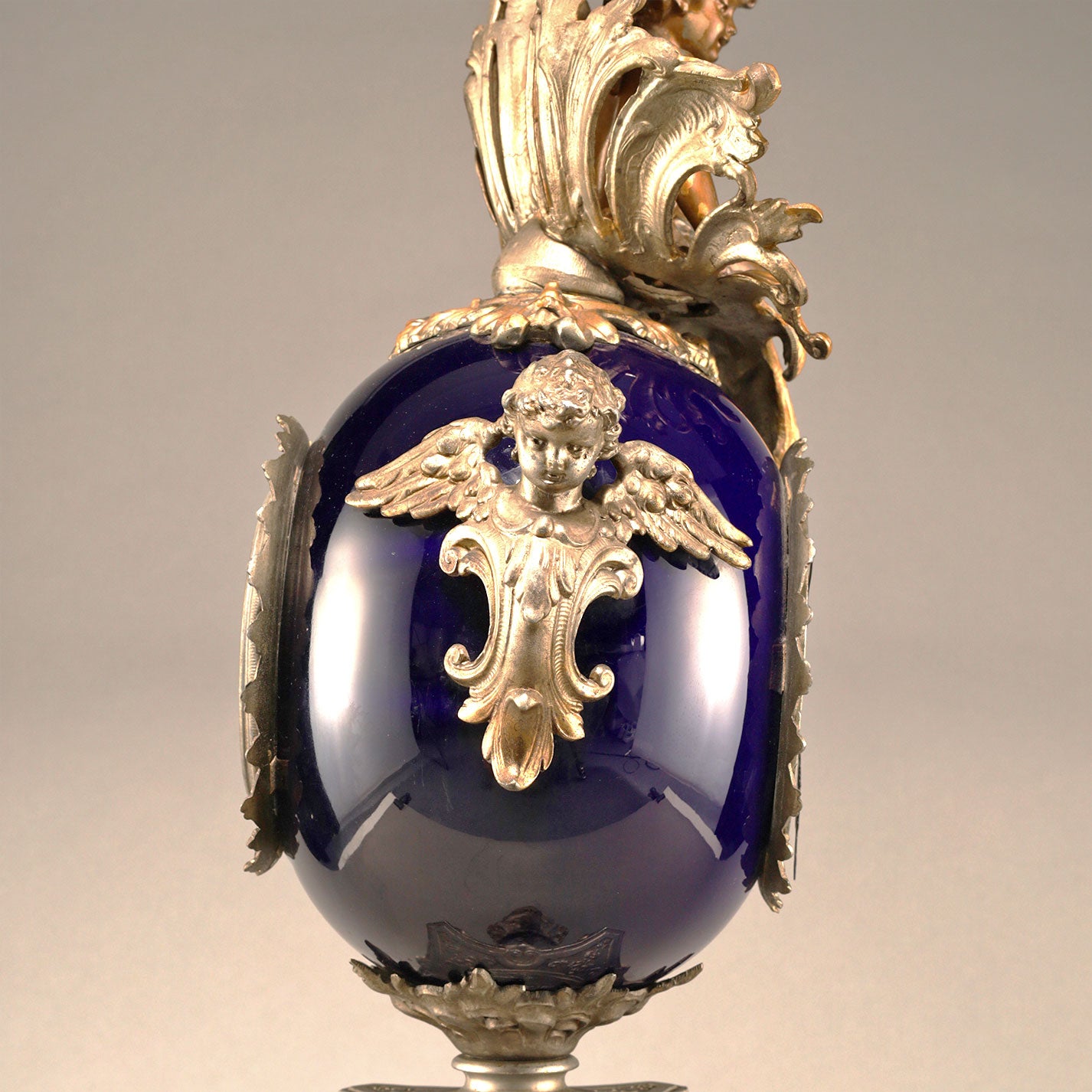 天使紋飾壁炉臺鐘