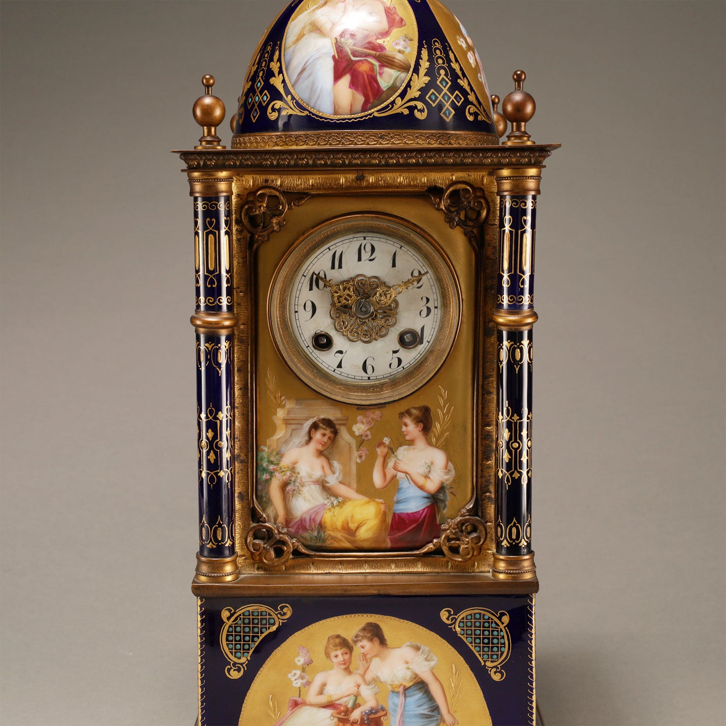 鈷藍神話主題桌鐘