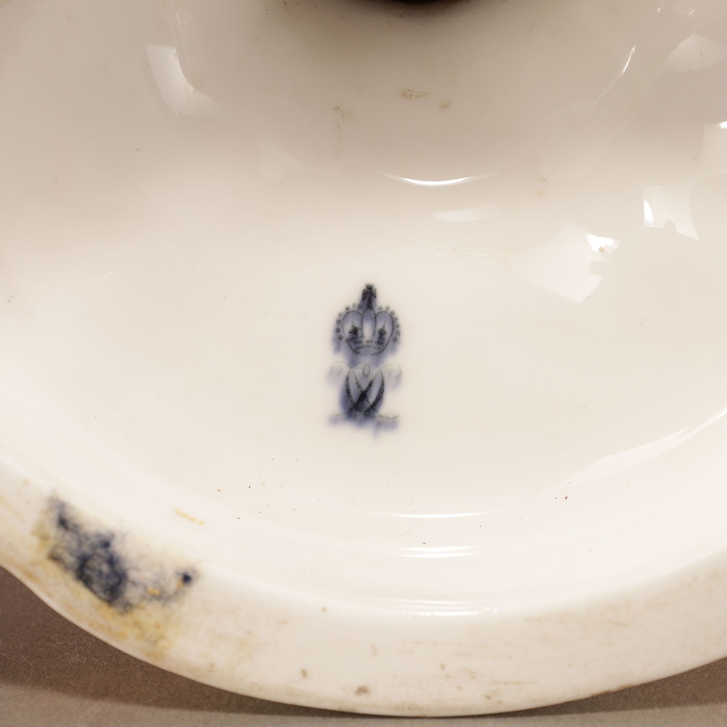 Derby Crown [G0235]