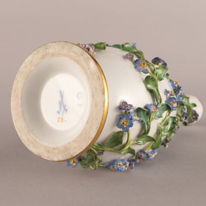 Meissen "Forget-me-not applique decorative pots (pair)"
