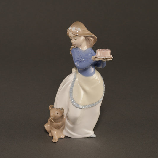 LLADRO Nao / Puppy's Birthday