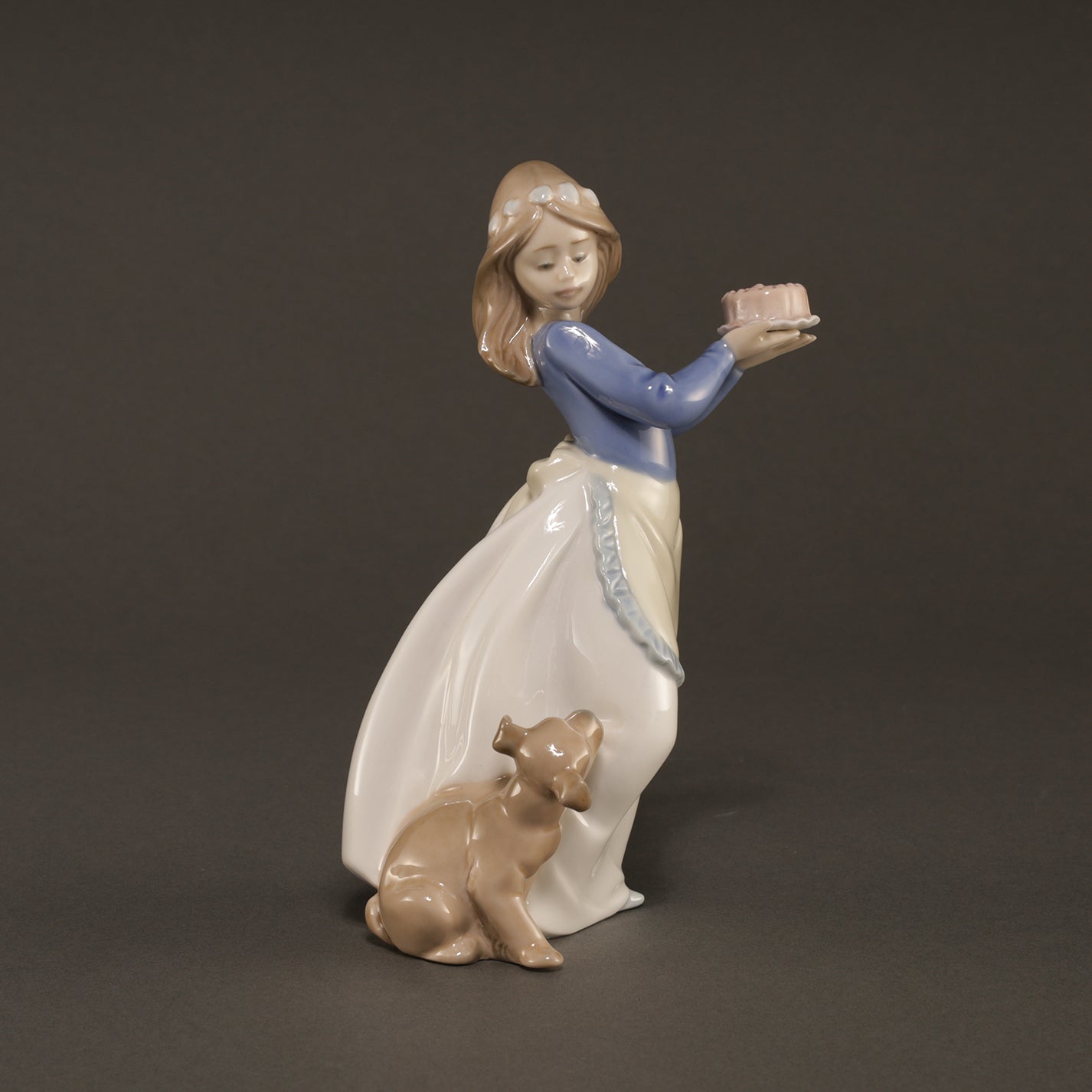 LLADRO Nao / Puppy's Brithday