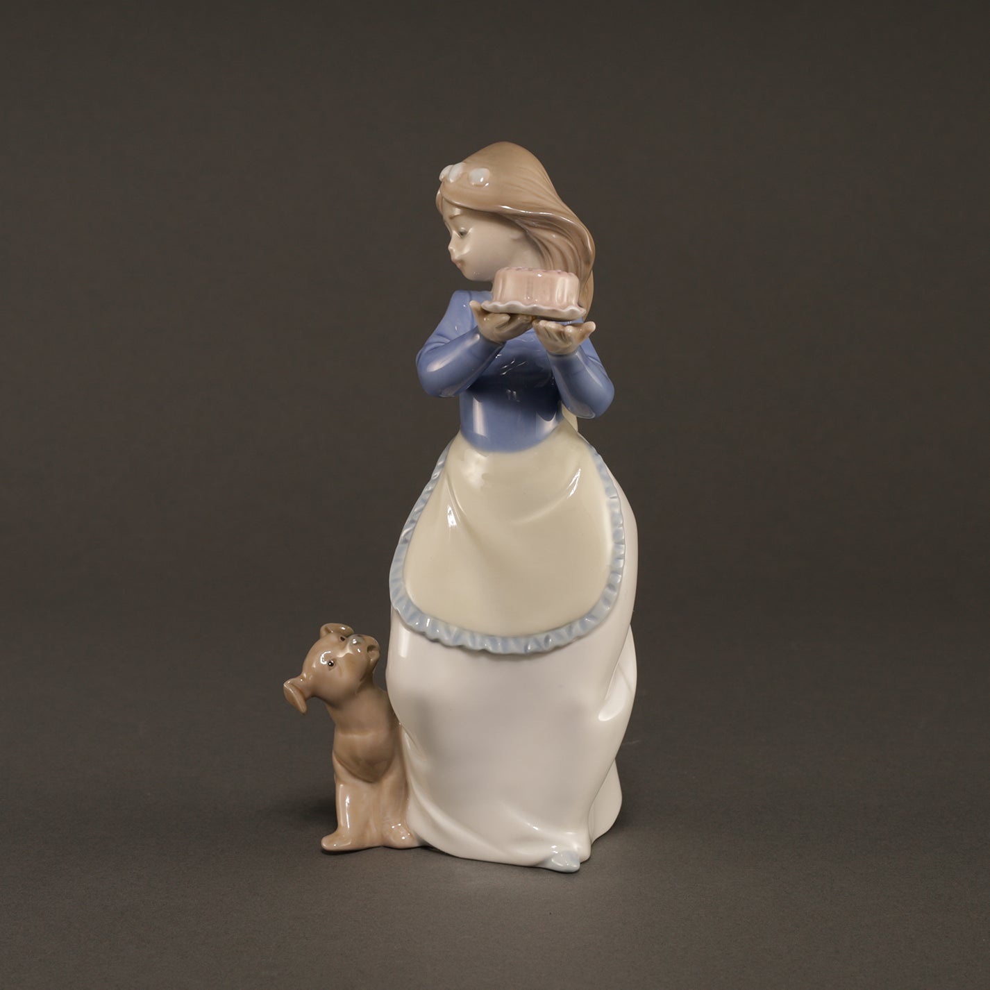 LLADRO Nao / Puppy's Brithday