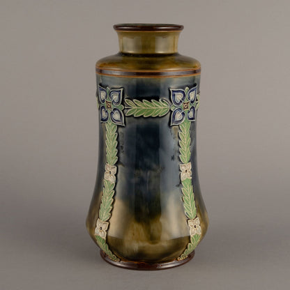 ROYAL DOULTON "Vase"