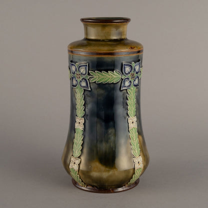 ROYAL DOULTON "Vase"