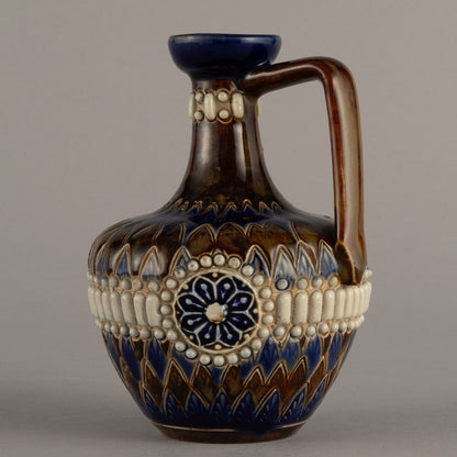 ROYAL DOULTON "Vase"