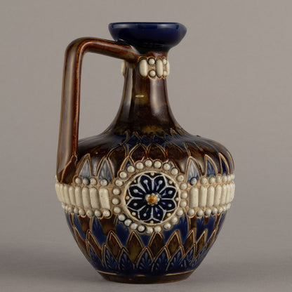 ROYAL DOULTON "Vase"