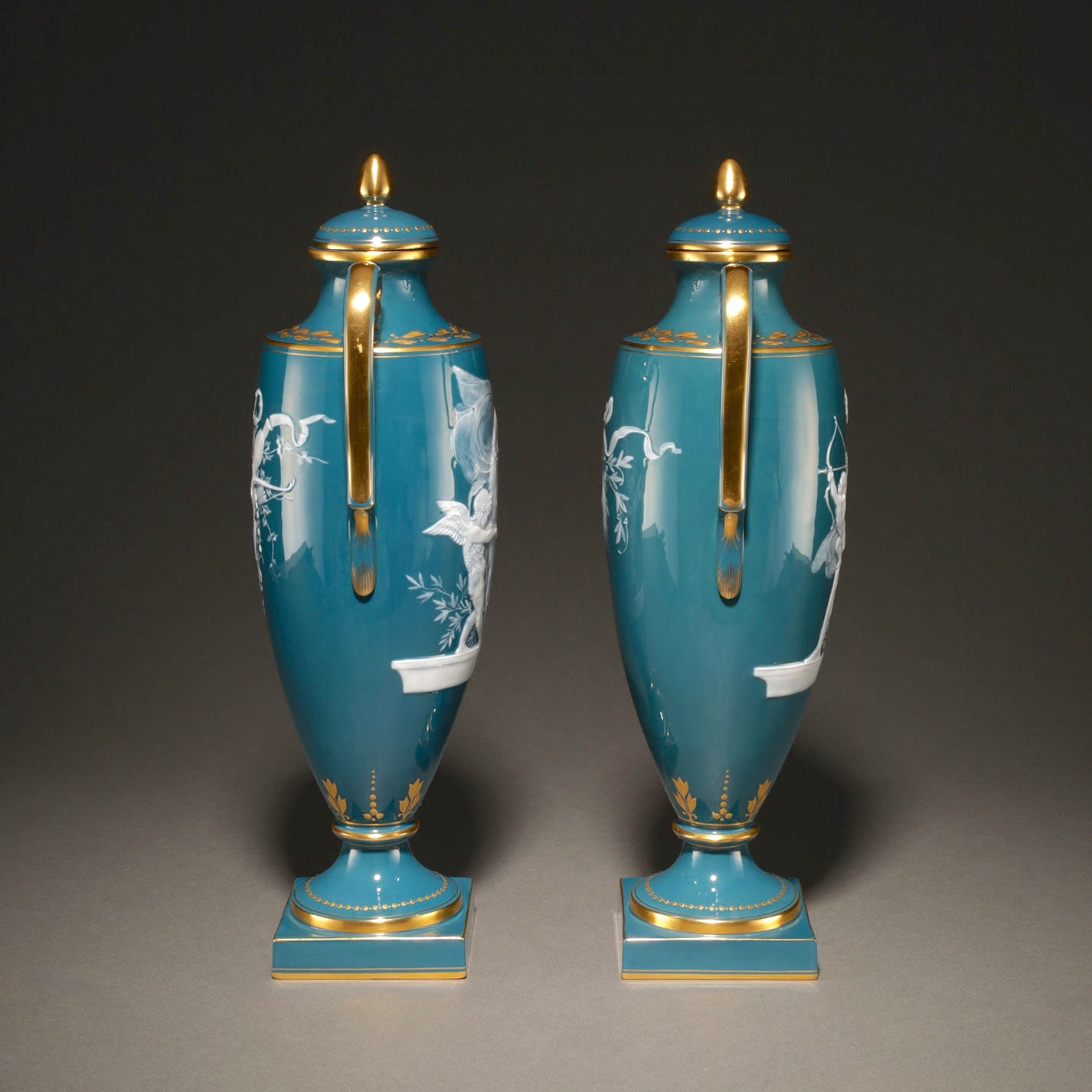 MINTON / Pate-Sur-Pate Vase with Lid (Pair ) [G0404]
