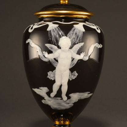 MINTON / Pate-Sur-Pate Vase With Lid [G0409]
