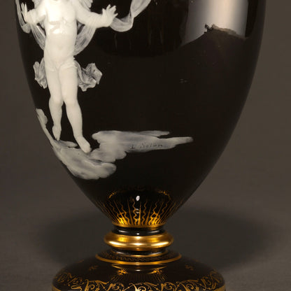 MINTON / Pate-Sur-Pate Vase With Lid [G0409]