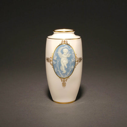 MINTON / Pate-Sur-Pate Vase [G0411]