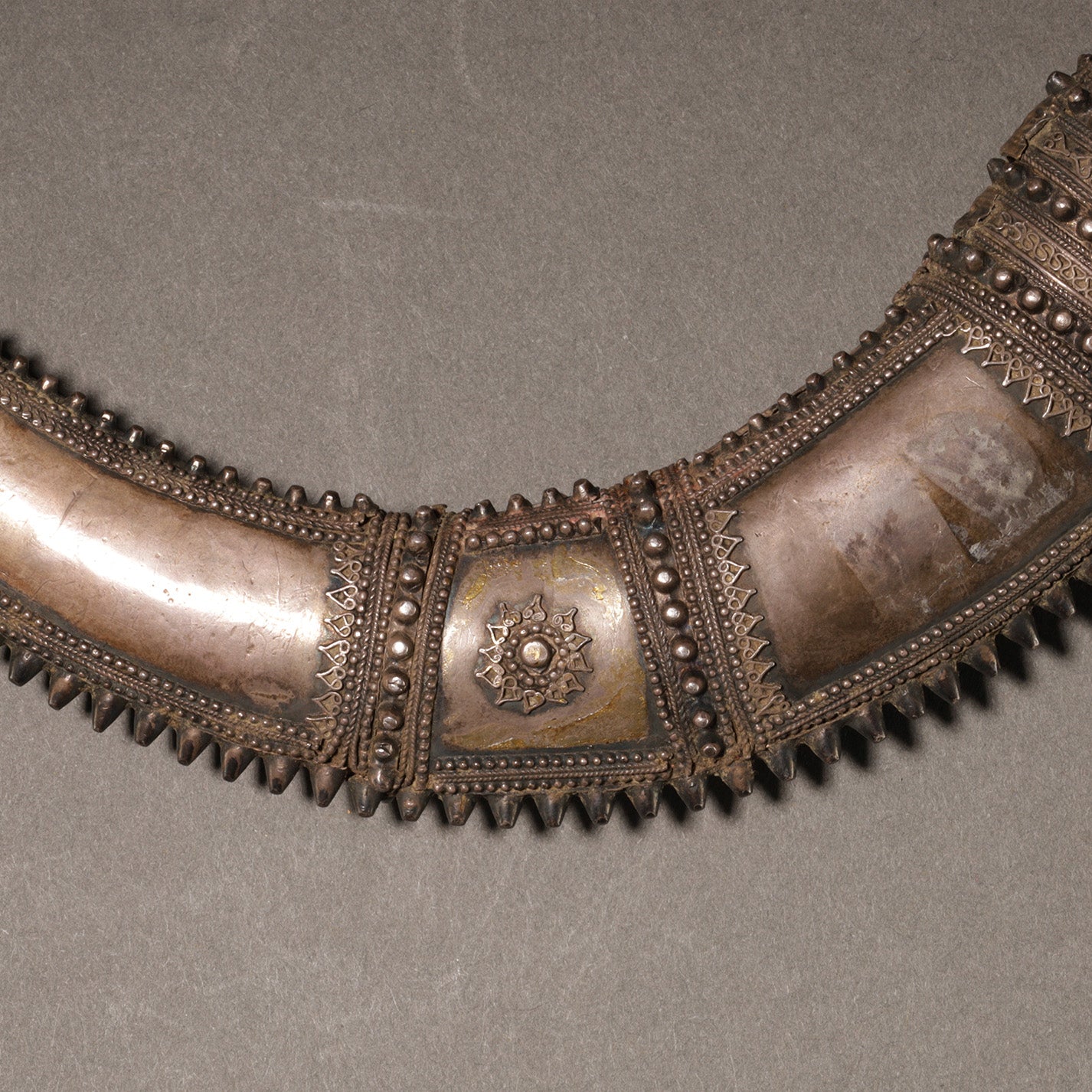 Decorated Powder Horn