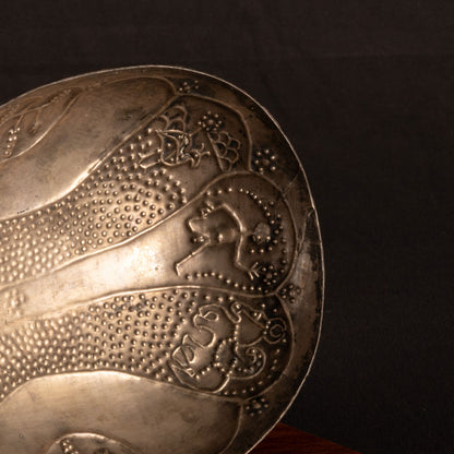 波斯“銀製船型鉢”