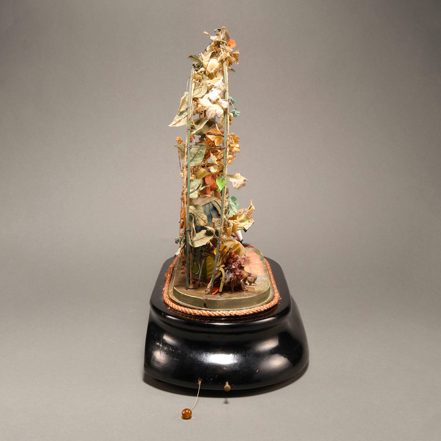 Automata (People playing a card game)